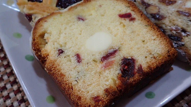 シークヮーサーとグランベリーのバウンドケーキ
